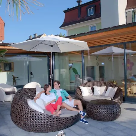 Gesundheitshotel Gugerbauer Отель 4*