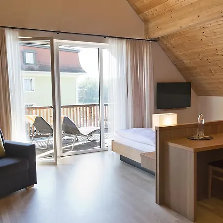 Gesundheitshotel Gugerbauer 4* שרדינג