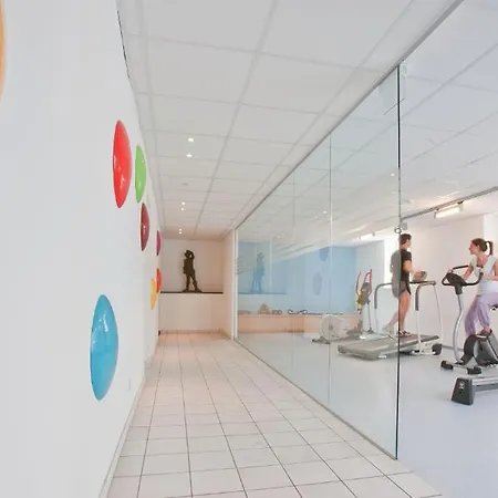 מלון Gesundheitshotel Gugerbauer 4*