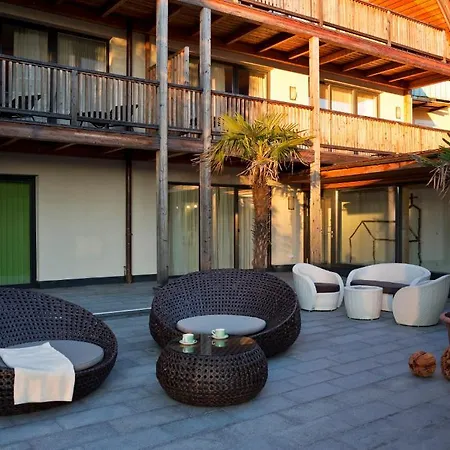 Gesundheitshotel Gugerbauer 4* שרדינג